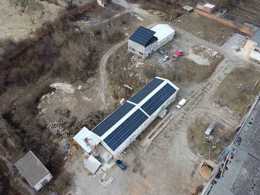 Мережева СЕС 100 кВт для підприємства у Товстому — фото реалізованого проєкту 1