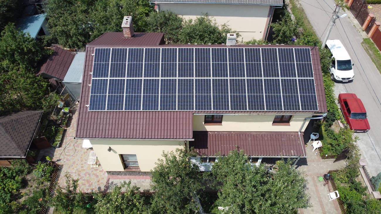 Сонячну станцію для дому потужністю 10 кВт змонтовано в Крихівцях