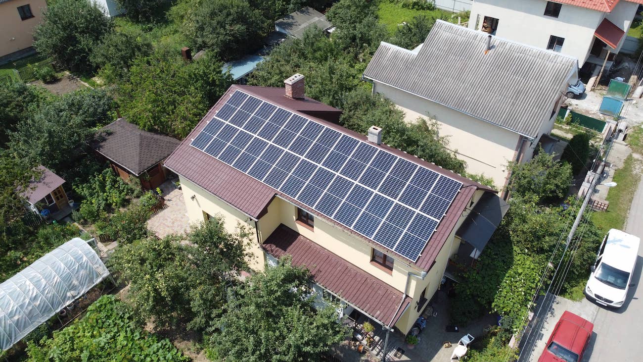 Сонячну станцію для дому потужністю 10 кВт змонтовано в Крихівцях