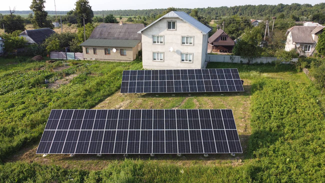 Сонячну станцію для дому потужністю 30 кВт змонтовано в селі Ворона