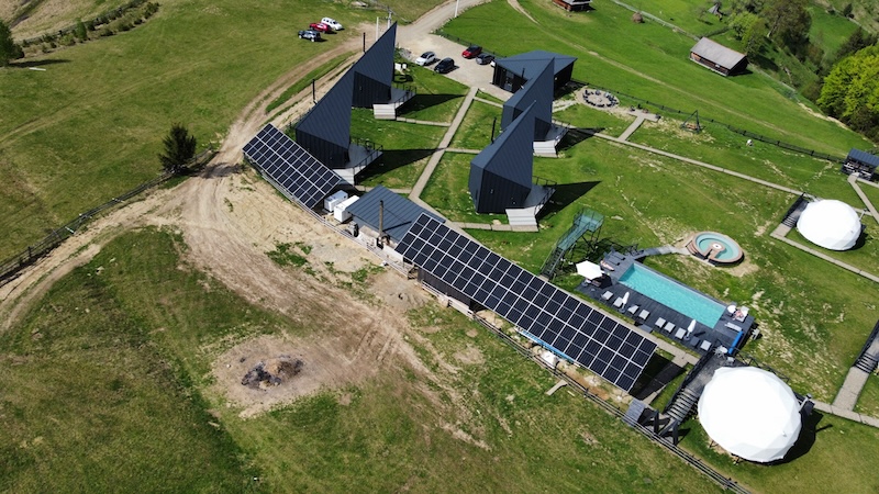 Сонячна електростанція 30 кВт для SkyPod Eco Mountain Resort на власне споживання