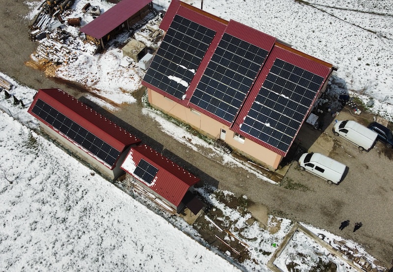 Сонячна електростанція 40 кВт для Карпатської сироварні в селі Середній Березів