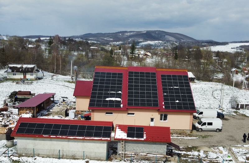 Сонячна електростанція 40 кВт для Карпатської сироварні в селі Середній Березів