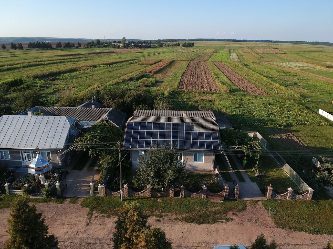 сонячна електростанція потужністю 10 кВт в селі Лука